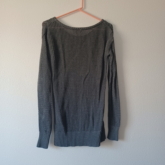 Mossimo sweater - Picture 3 of 11